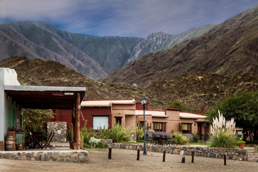 Miraluna Bodega Boutique Cachí Exterior foto